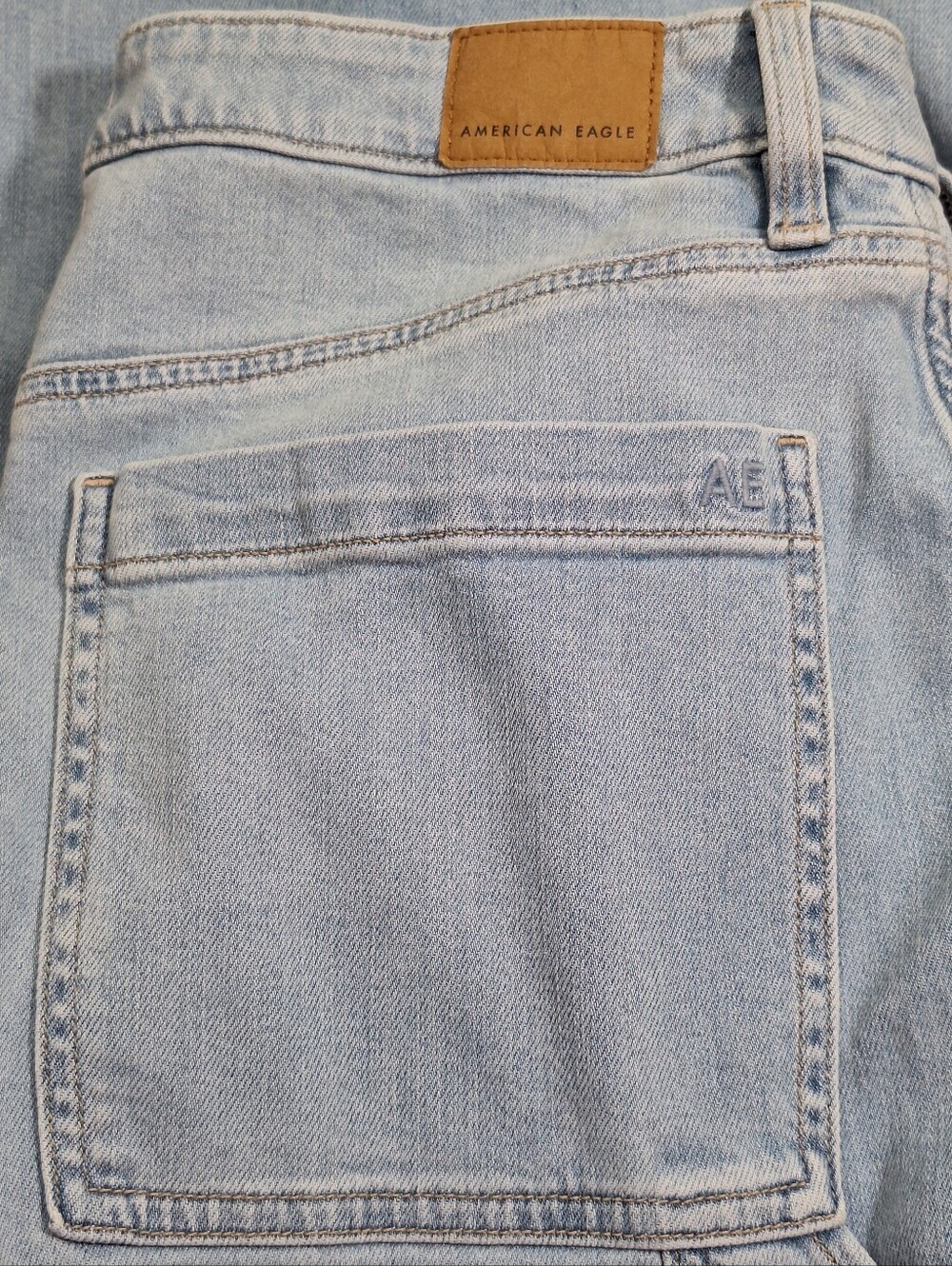 American Eagle Light Wash Super High Rise Baggy Wide Leg Jeans Wms 12 Regular - Picture 13 of 16